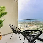 Trophy Stays-Ritzy Retreat Studio In Dubai Hills