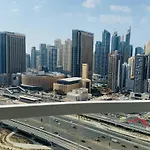 Sophisticated 2Br In Jlt - Walk To Metro & Lake