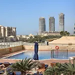 Vayk - Spacious 2 Bedroom Apartment In Dubai Marina