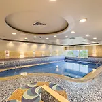 Vayk - Spacious 2 Bedroom Apartment In Dubai Marina