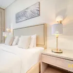 Iconic One Bedroom Panoramic Palm Views