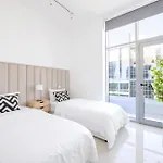 Fascinating View Spacious 3Br Dubai Marina
