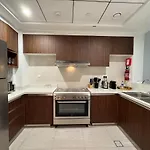 Ashri Luxe Apt, With Dubai Frame Only 5 Mins Downtown Dubai Near Metro