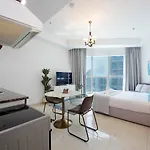 Breathtaking Views High Floor Near Metro Station