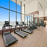 First Class Studio Touch Of Luxury & Comfort