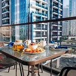 Mbl Royal Live 2Br And Maid Room