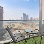 Stay By Latinem Luxury 1Br Holiday Home Cvg 1410 Near Burj Khalifa
