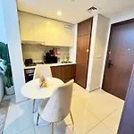 Chic 1-Bedroom Retreat With Stunning Canal View Near Burj Khalifa & Business Bay