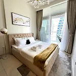 Chic 1-Bedroom Retreat With Stunning Canal View Near Burj Khalifa & Business Bay