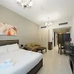 Elite Studio Retreat In Business Bay District
