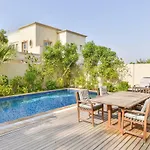 Medlock Villas