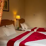 Sahar Hotel