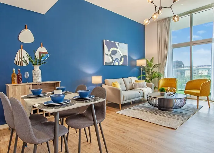 Live Modern Live Luxury - Dubai Studio City