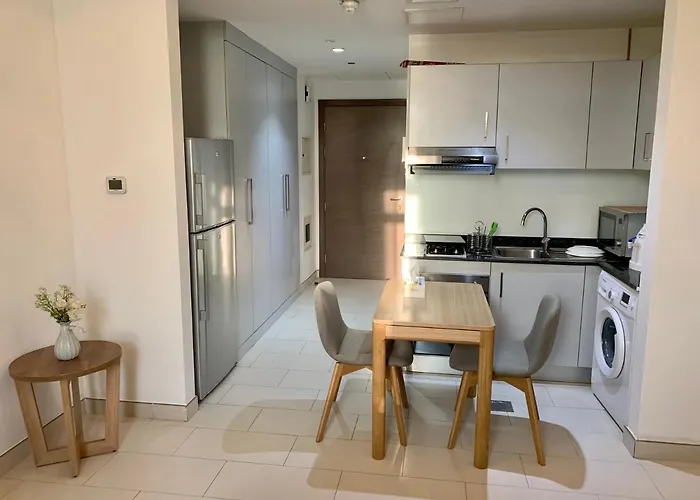 Montrell By Azizi - 5 Mins From The Festival Plaza Mall And 12 Mins From Dubai Marina