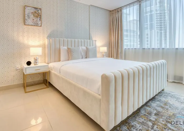 Ornate 2Br At Ocean Heights Dubai Marina By Deluxe Holiday Homes