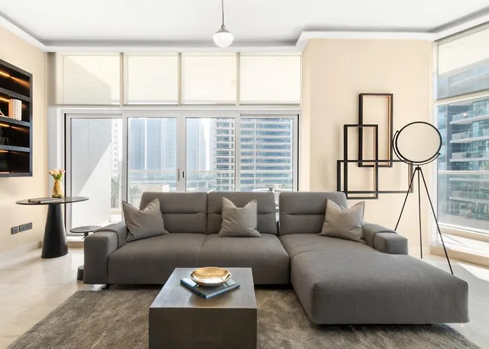 The Smart Concierge - Marina Scape