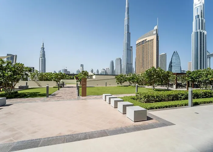 Luxury Staycation - Fancy Apartment Connected To Burj Khalifa