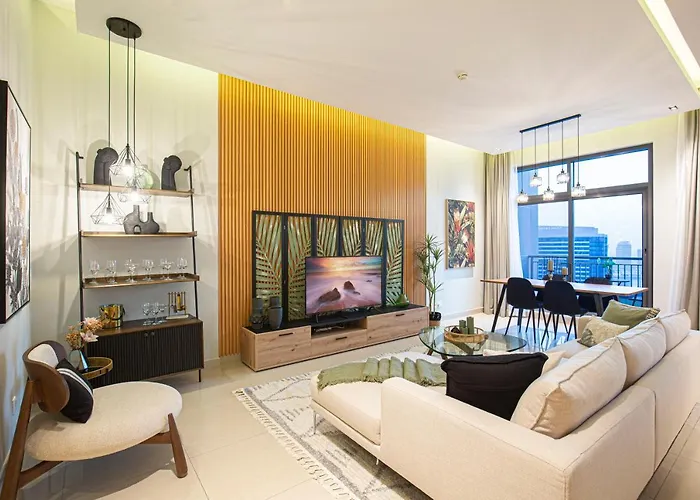 Luxury Oasis 2 Bed In Downtown 7 Mins To Dubai Mall
