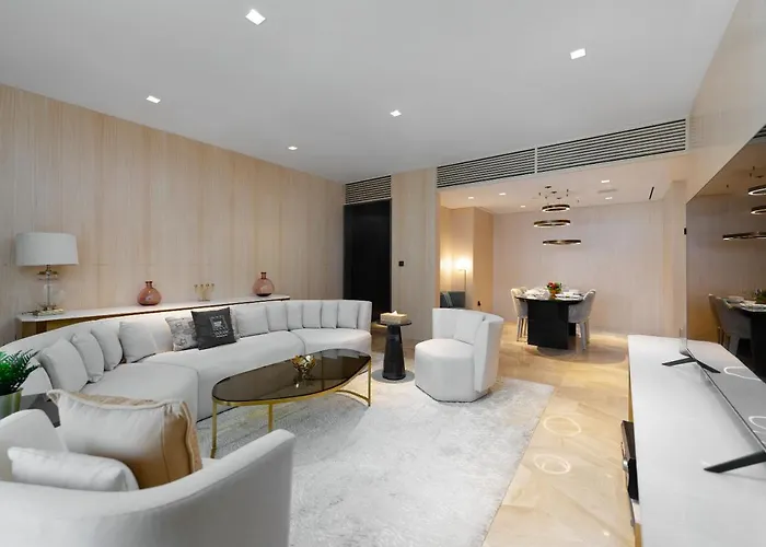 Maison Privee - Glamourous Apt With Sea Views At Five Palm