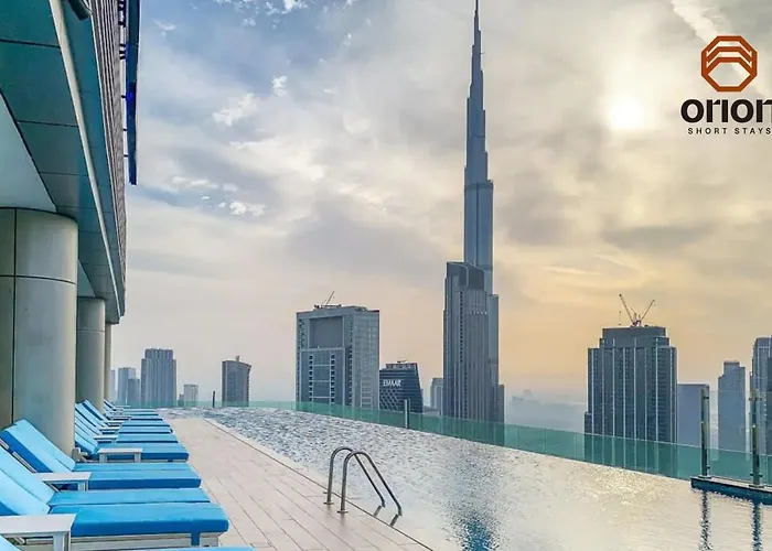 Paramount 2 Bed Apt, Roof Top Bar And Pool Overlooking Burj, Triple Balcony, Fully Equipped, Free Toiletries, Full Kitchen, 2 And Half Bathrooms, Ground Floor Supermarket, Influencers Haven, Sunrise And Sunset Views Over The Sea From All Balcony
