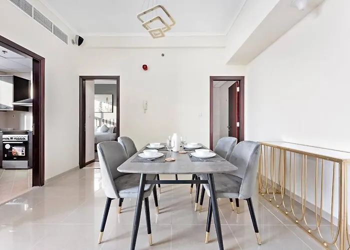 Stonetree - Modern Style 1 Bedroom Near Marina Walk