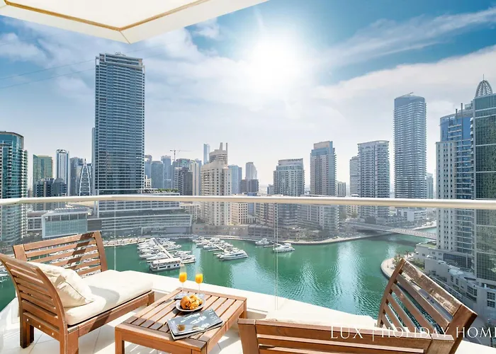 Lux - The Scenic Space Marina View Suite