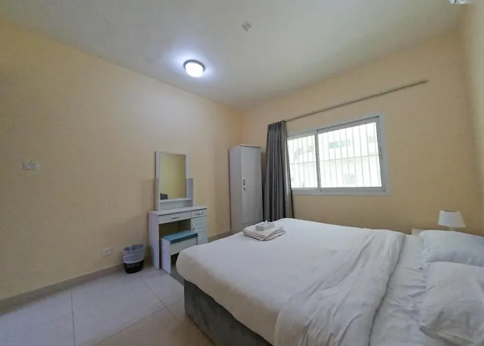 Hor Al Anz Star Residence - Home Stay
