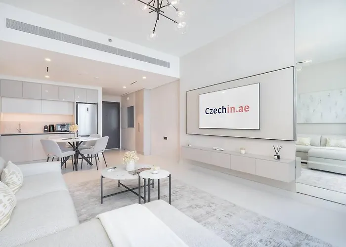 Czechin * Brand New * Beachfront * Palm View * High Floor