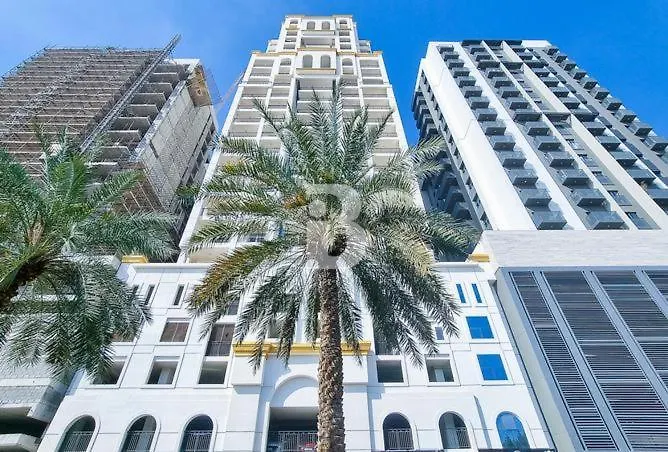 Private Studio With Kitchen, Bathroom, Pool, Parking, Free Gym