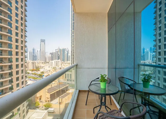 Rh- Chic & Sleek Studio Apartment, Near Burj Khalifa