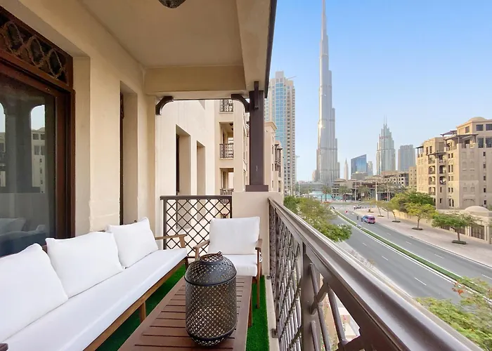 5 Min Walk To Burj Khalifa 2Bhk Luxury Downtown Burj Haven