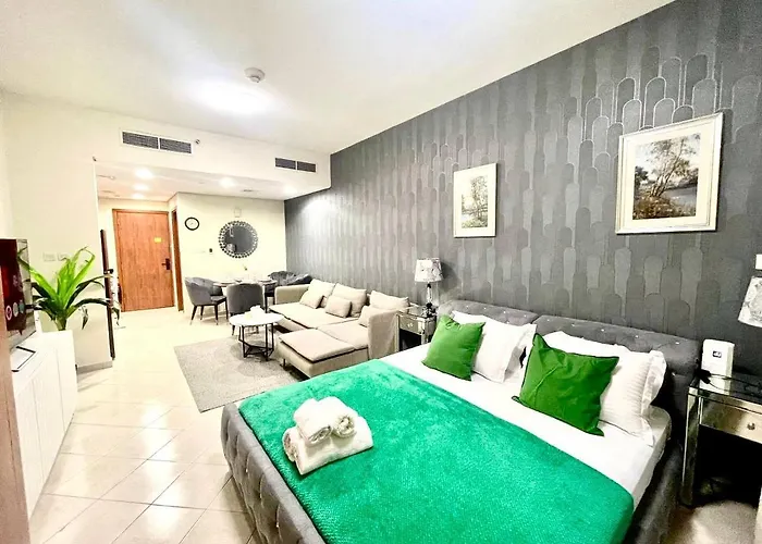 Amazing Studio Apartment In The Crescent A Tower Impz