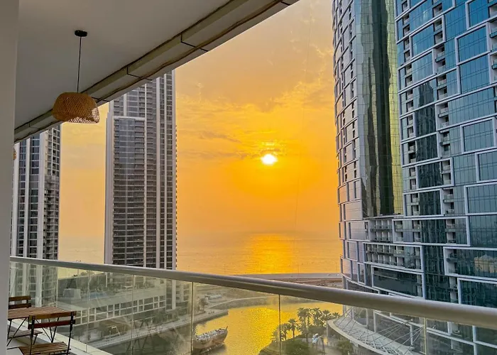 Luxury 3Bhk Jbr Beach By One Tree Vacation Homes
