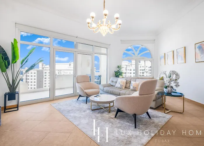 Lux - The Shoreline Penthouse Suite