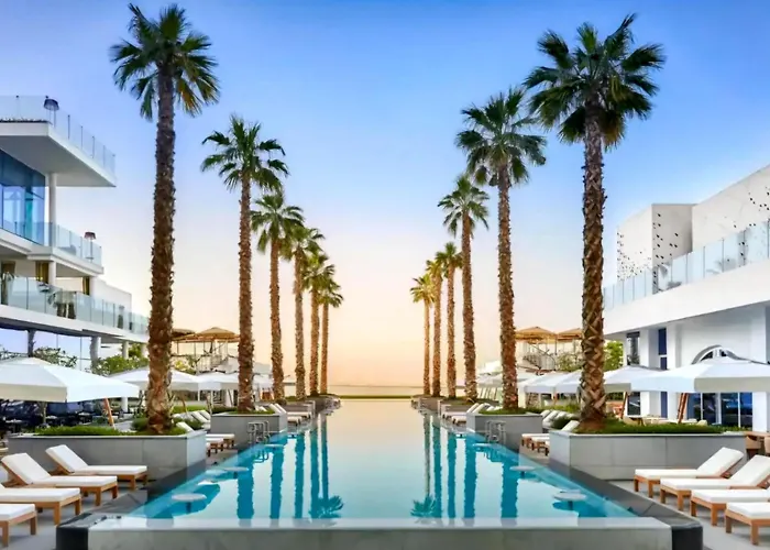 Palm Haven Luxe 3 Bed Townhouse With Private Pool