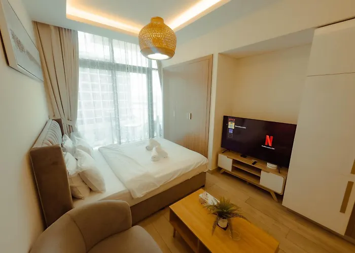 Cozy Studio Apt Near Downtown