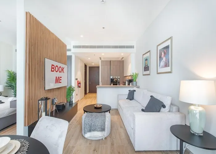 Cozy Studio Apartment Perfect For 4 In Dubai Marina