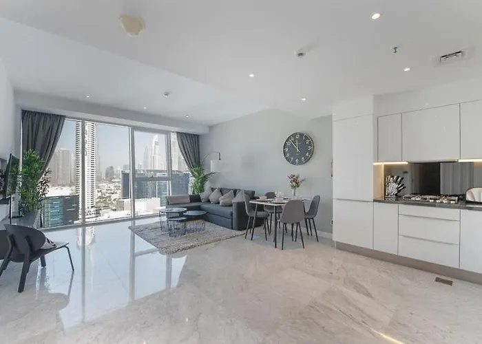 Stylish 1Br Apartment With Skyline Views In Business Bay 10 Mins To Burj Khalifa