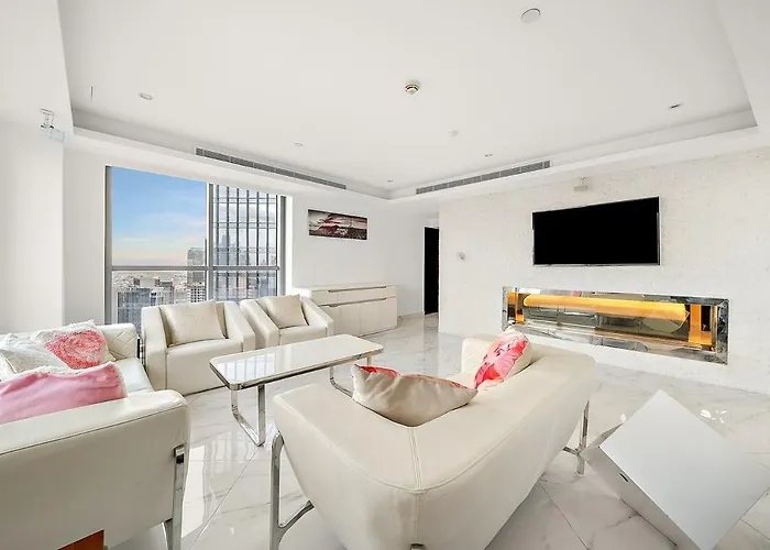 First Class 2Br Upscale Duplex Living