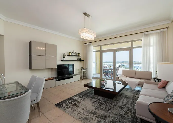 Shoreline 7, Palm Jumeirah - Mint Stay