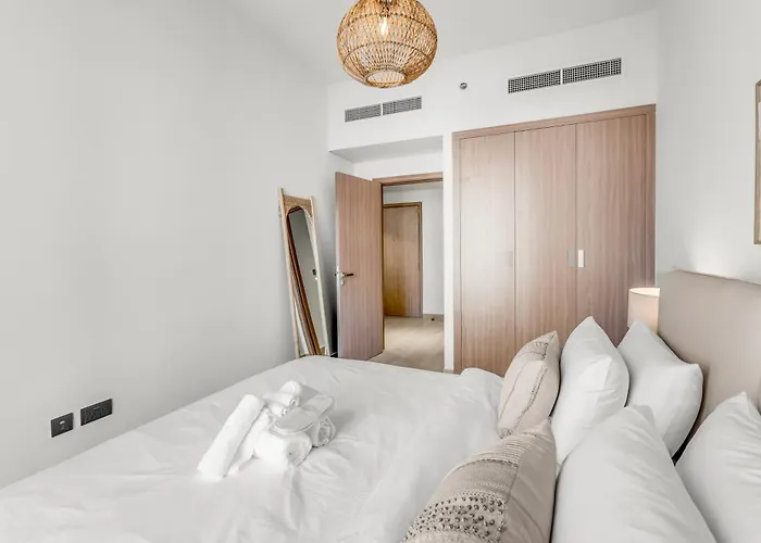 Elegant 1-Bedroom Home In Dubai