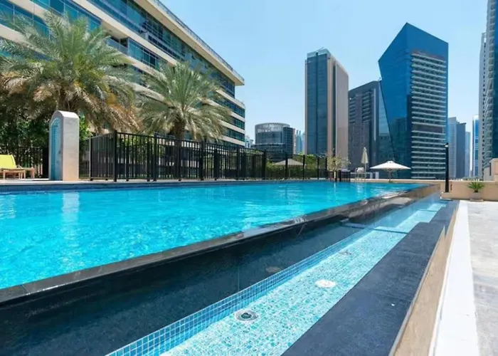 Waterfront Dubai Marina 3-Bedroom Sanctuary