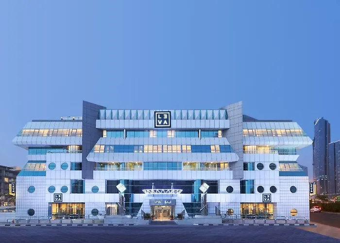 Leva Hotel And Suites, Opposite Downtown