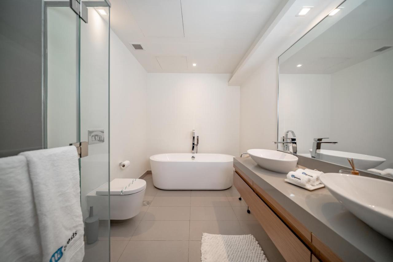 Higuests - Stunning Family Size Apt With Panoramic Views Apartment *