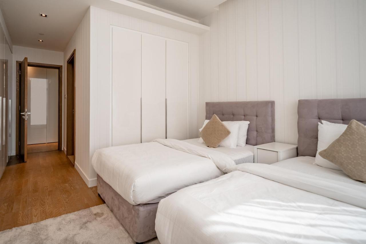 Apartment Higuests - Stunning Family Size Apt With Panoramic Views *