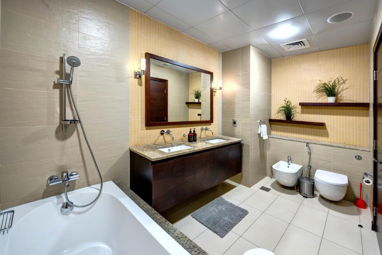 Bnbmehomes - Private Beach, Infinity Pool, Club At Andaaz -402 Apartment Dubai