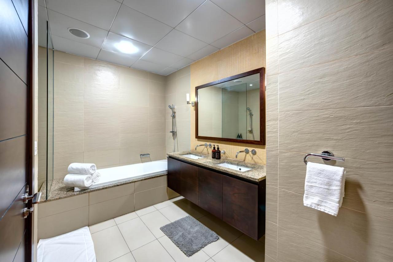 Bnbmehomes - Private Beach, Infinity Pool, Club At Andaaz -402 Dubai