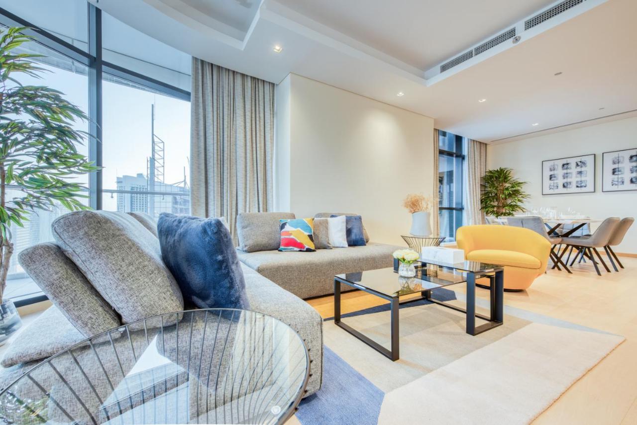 Rh- A Stylish Away From Home, Spacious 02 Bedroom Near Mall Daire Dubai