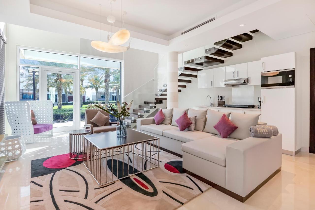 Villa Fam Living - Sarai Beach Villas - Palm Jumeirah - Families Only *