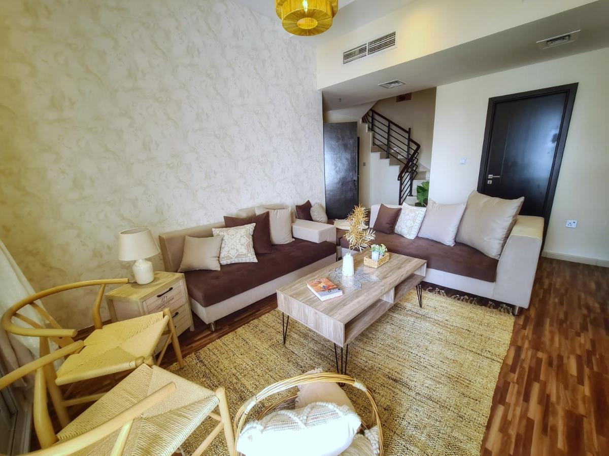 Homestay Green Sky Holiday With Shared Kitchen And Lounge *